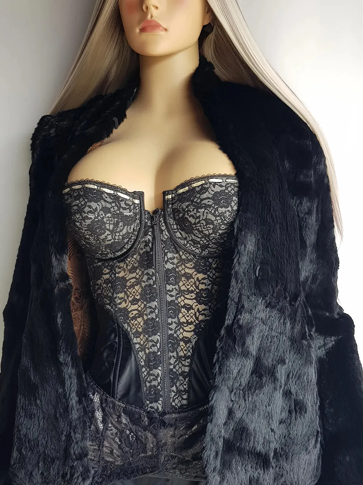 Genuine Vintage Rich Inky Black 1950s Vintage Fur Coat - Beautiful Tailoring on Shoulders and Sleeves - Super Soft Rabbit