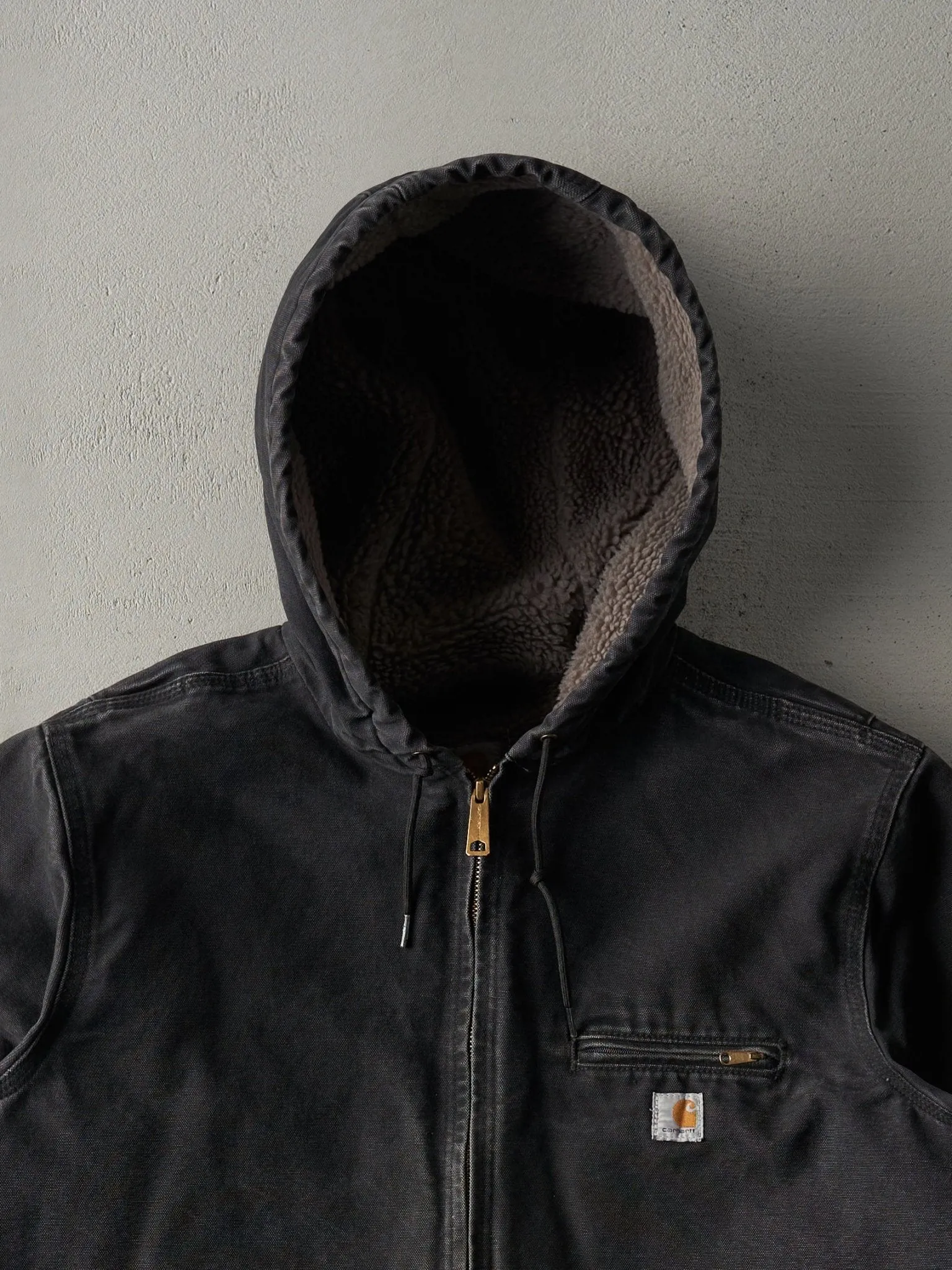 Vintage Y2K Faded Black Sherpa Lined Carhartt Hooded Workwear Jacket (L)